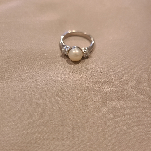 Freshwater pearl cubic zirconia Sterling silver ring brand new - Picture 6 of 8
